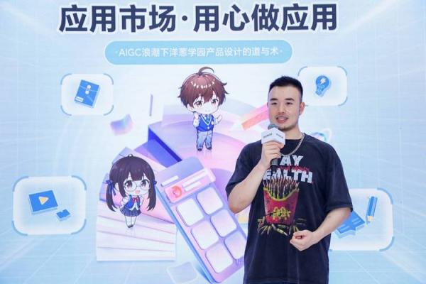 生肖女的凤凰命:与生俱来的荣耀与智慧 生肖女的凤凰命:与生俱来的荣耀与智慧