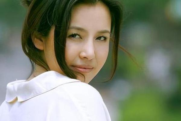 泉中水命的人适合什么命的女孩?探寻命中注定的爱情伴侣! 泉中水命的人适合什么命的女孩?探寻命中注定的爱情伴侣!