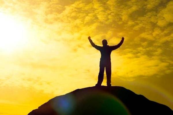 解析19981016出生的命运与人生轨迹