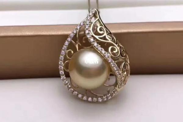 海里金命人适合佩戴的饰品与物品推荐