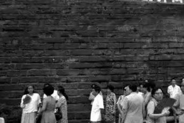 1977年出生的人命运解析：人生的机遇与挑战