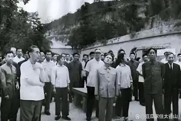 命运的转折：1986年5月的启示与反思