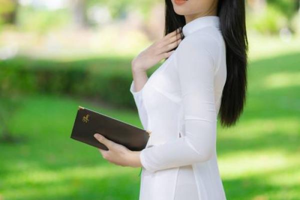 探索命理：为什么我命里注定要经历两次婚姻