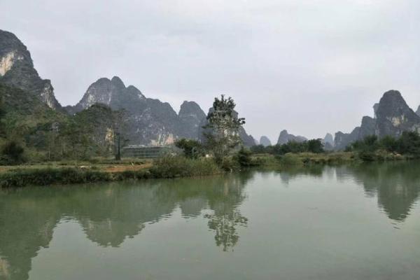 石榴木命与财运：哪些命相辅相成，助你富贵人生？