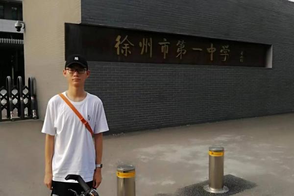 2002年：梦想中的马儿与有志之士的命运之轮