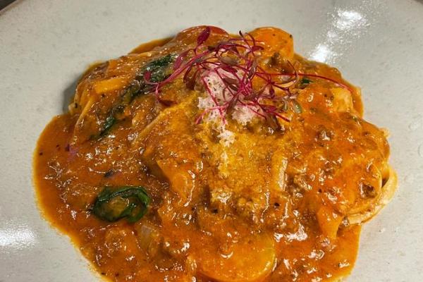 男命乙巳的象征意义与人生启示