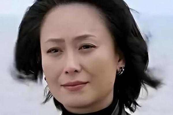 1987年10月13日出生的人命运解析：从八字看人生富贵与智慧之路