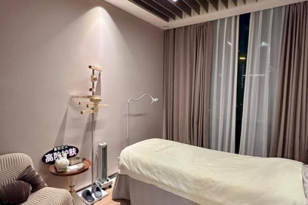 金饰的魅力:哪些命人更适合佩戴?探寻背后的秘密 金饰的魅力:哪些命人更适合佩戴?探寻背后的秘密