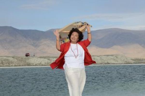 松柏木命的色彩心情:寻找属于它的五彩人生 松柏木命的色彩心情:寻找属于它的五彩人生