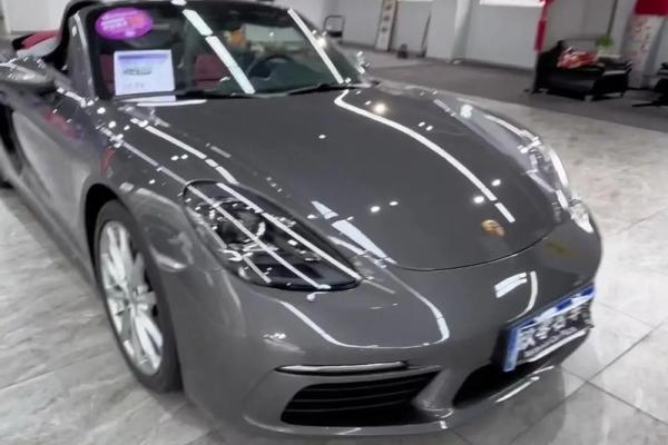 土命人买车颜色选择指南：如何选择最适合你的车颜色？