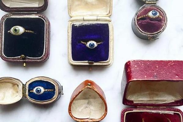 海中金命缺什么首饰，打造专属于你的风格之选！