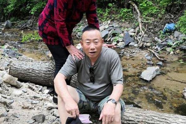 兄弟如命：一生挚友，深情厚谊的真谛