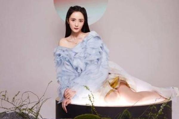 比肩之力：揭开女命中比肩的深层意义与影响