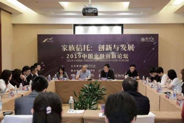 探秘命宫丙子:命局背后的智慧与财富之路 探秘命宫丙子:命局背后的智慧与财富之路