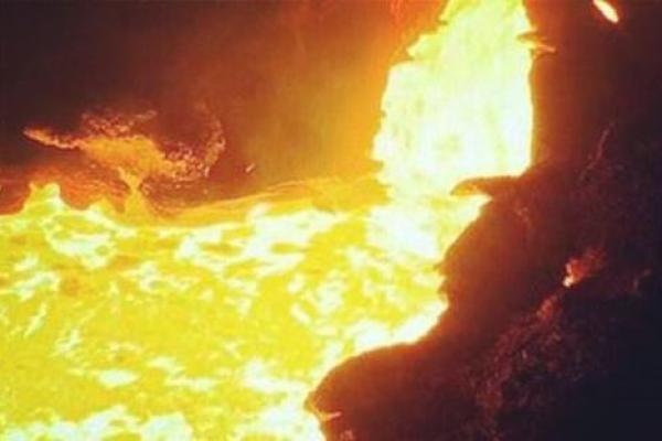 男海中金命佩戴什么：幸运与魅力的提升之道！