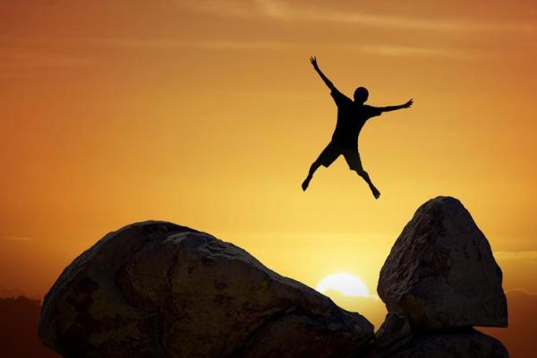 1999年木命人：探索生命中的机遇与挑战