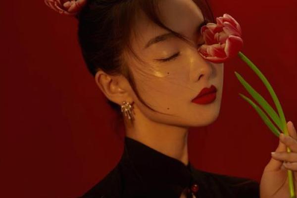 辛未年出生女性的命格解析：智慧与韧性的结合之美