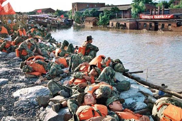 1994年腊月十一:一场冬日的温情记忆与故事 1994年腊月十一:一场冬日的温情记忆与故事