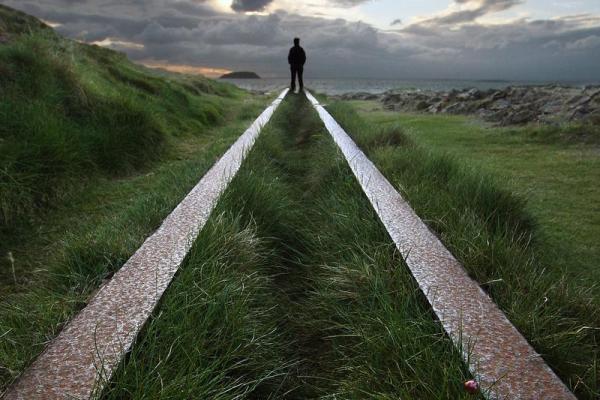 2000年出生的马年命运:人生旅途中的挑战与机遇 2000年出生的马年命运:人生旅途中的挑战与机遇