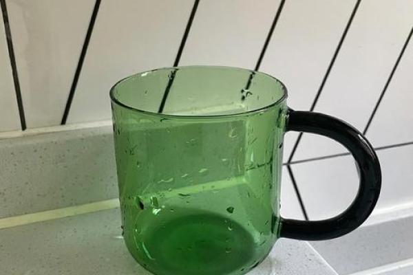 水命的人适合什么颜色的杯子？这篇文章揭晓首选！