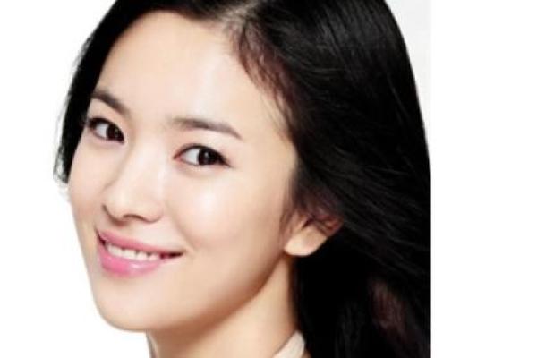 女人眉毛柔软淡薄的命理解析：美丽与性格的微妙关系