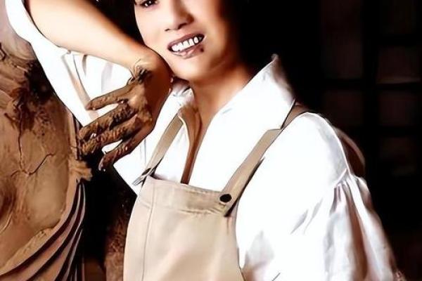 为何美貌的背后，美女们常常命运多舛？