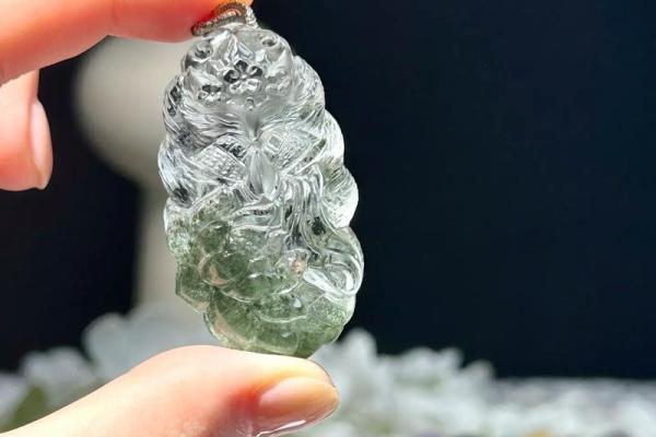 狐狸命格人适合佩戴哪些首饰提升运势？