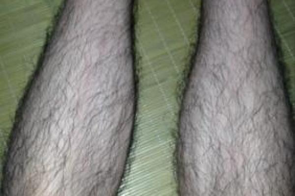 男人满腿毛，象征着什么命运与风情？