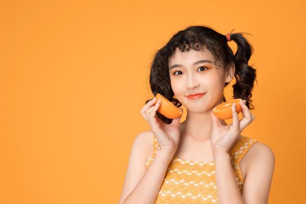 女人穿什么衣服就是什么命，探索服装与命运的微妙关联