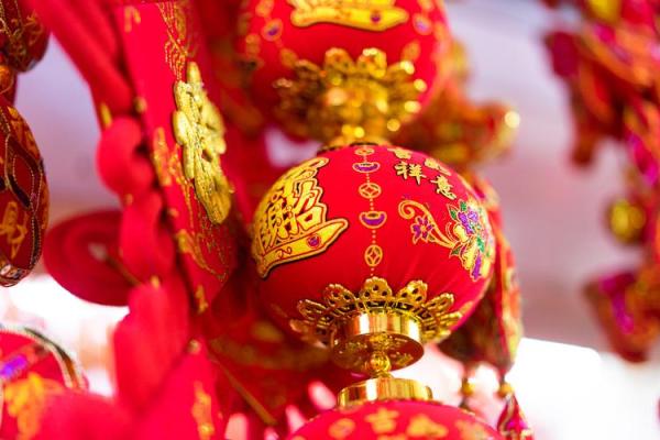母亲命好福旺：为家庭幸福铺路的智慧与信念