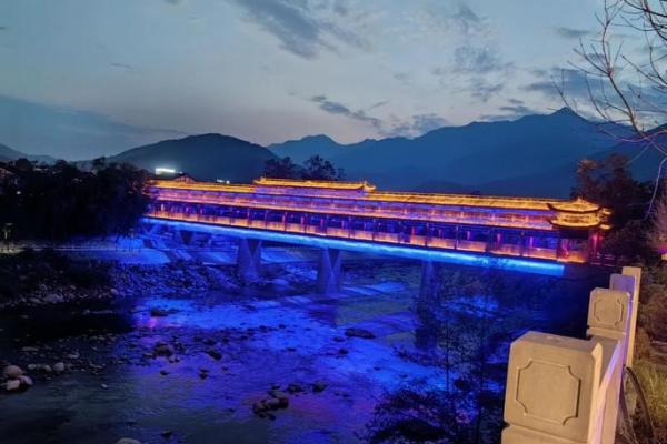 探秘巴马命河：自然奇观与人文魅力交织的旅游胜地