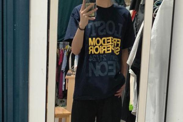 长得帅没钱是什么命？当魅力与财富相遇的思考