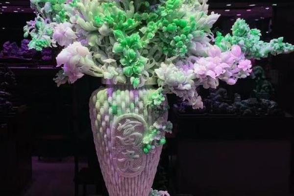 火命人士如何选择适合自己的颜色翡翠，助力运势与健康！