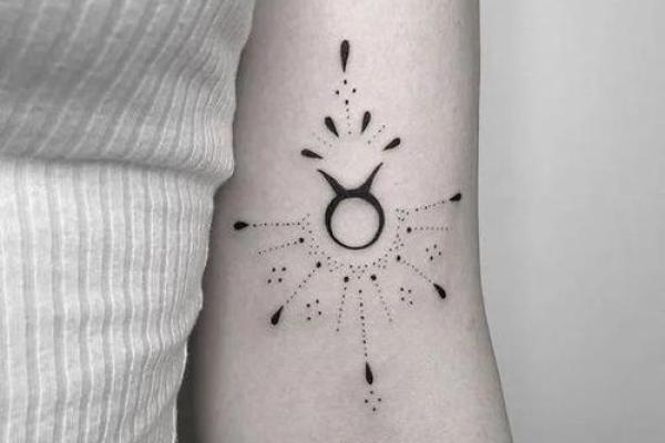 木命人适合的纹身选择：自然之美的象征与深意