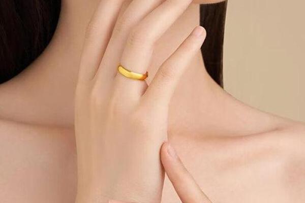 命里缺水的人该戴什么戒指?不容错过的美丽选择! 命里缺水的人该戴什么戒指?不容错过的美丽选择!