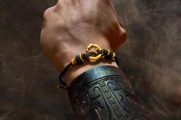 土命男士适合佩戴的首饰，提升气场和魅力的秘密武器！