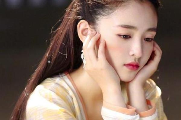 秋香的命运：她为何说自己是“娘娘命”？